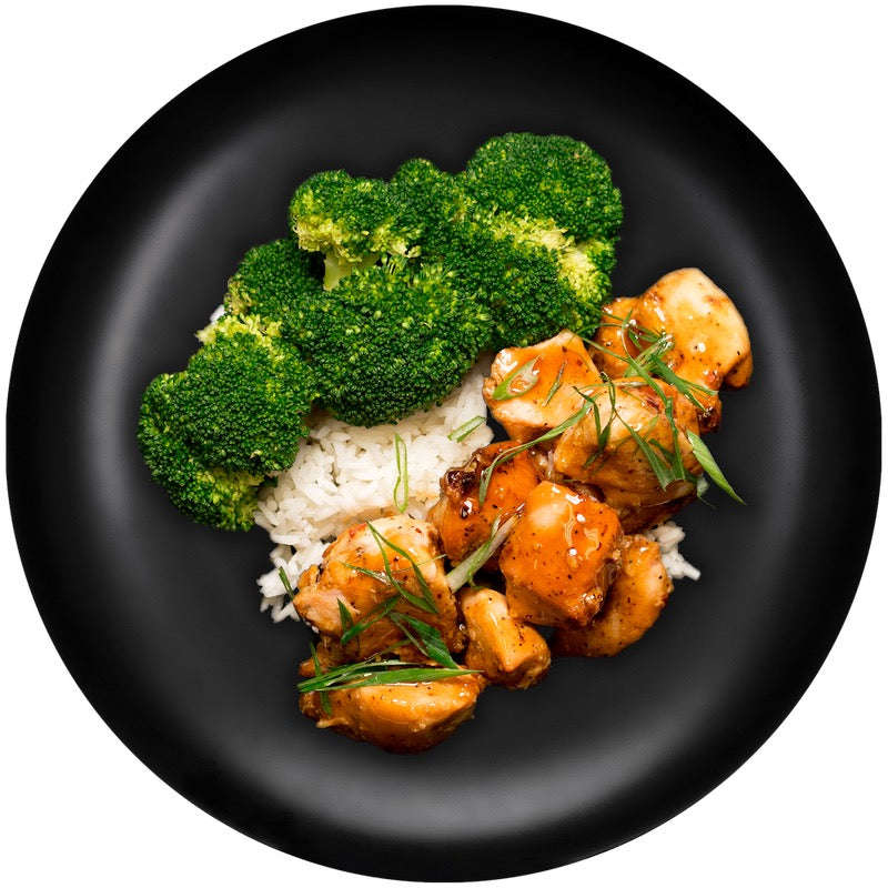 THE SHANGHAI W/ ORANGE CHICKEN AND WHITE RICE & FRESH BROCCOLI