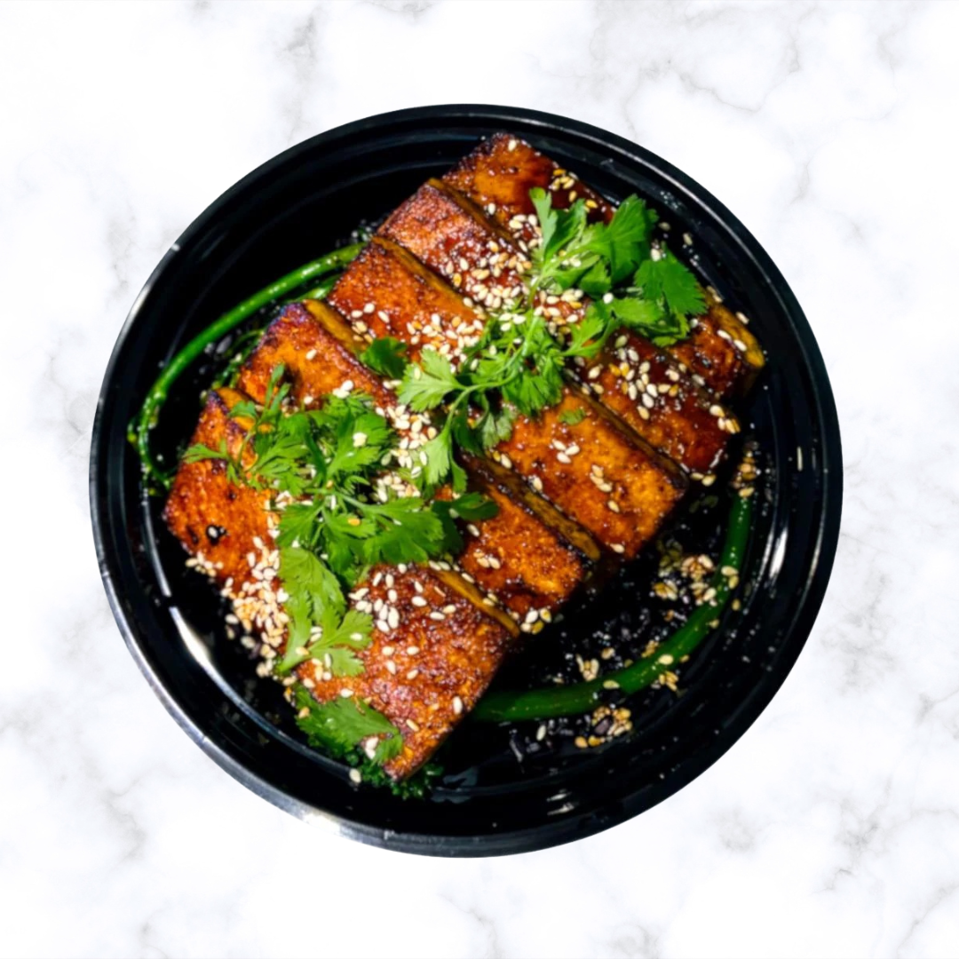 FILETE DE TOFU TERIYAKI W/ QUINOA GUISADA